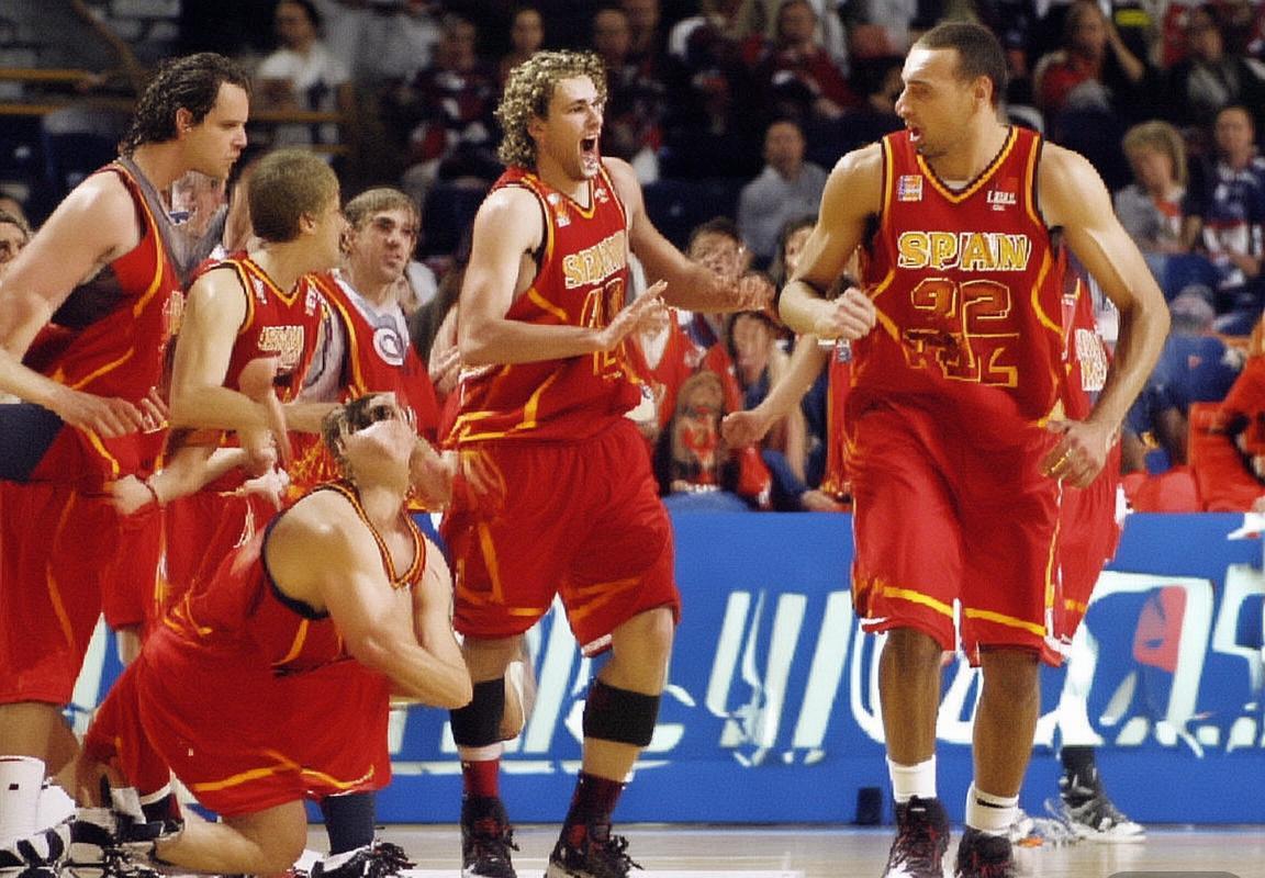 2006年世锦赛：西班牙男篮逆转美国，篮球传奇对决(图1)